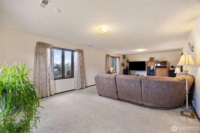 4537 Dunn Street NE, Moses Lake, WA 98837