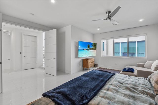 244 Garden Court 244, Lauderdale By The Sea, FL 33308