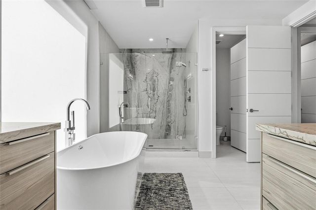244 Garden Court 244, Lauderdale By The Sea, FL 33308