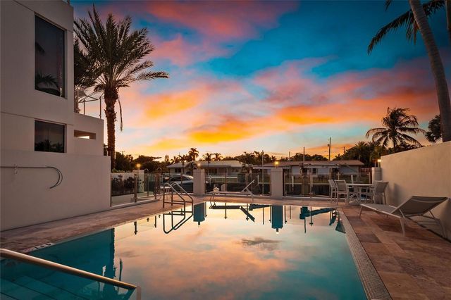 244 Garden Court 244, Lauderdale By The Sea, FL 33308