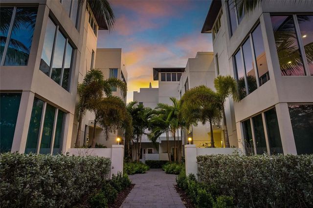 244 Garden Court 244, Lauderdale By The Sea, FL 33308