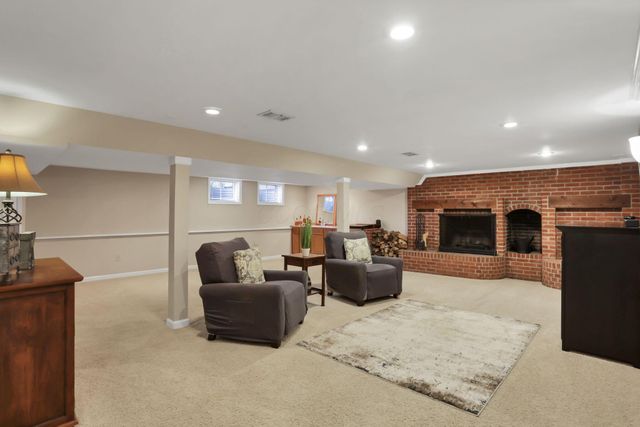 370 Heather Lane, Powell, OH 43065