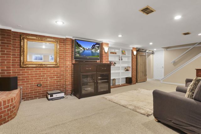 370 Heather Lane, Powell, OH 43065