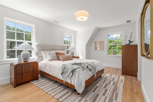 26 N Gateway, Winchester, MA 01890