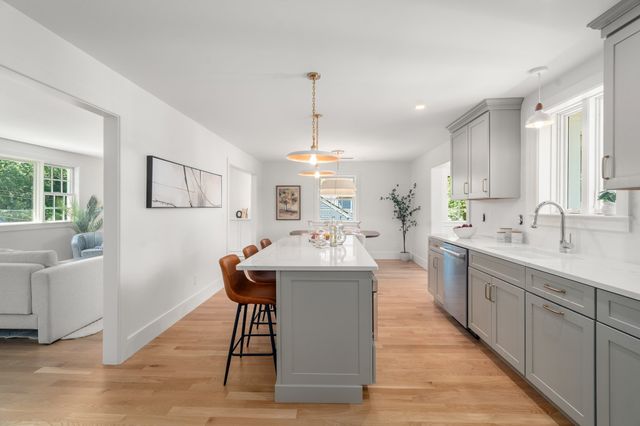 26 N Gateway, Winchester, MA 01890