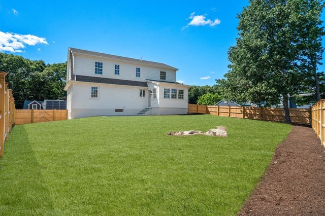 26 N Gateway, Winchester, MA 01890