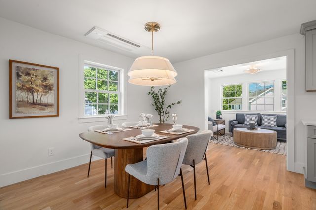 26 N Gateway, Winchester, MA 01890