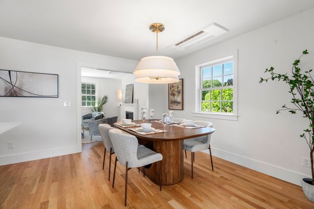 26 N Gateway, Winchester, MA 01890