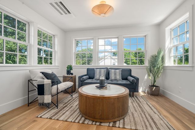 26 N Gateway, Winchester, MA 01890