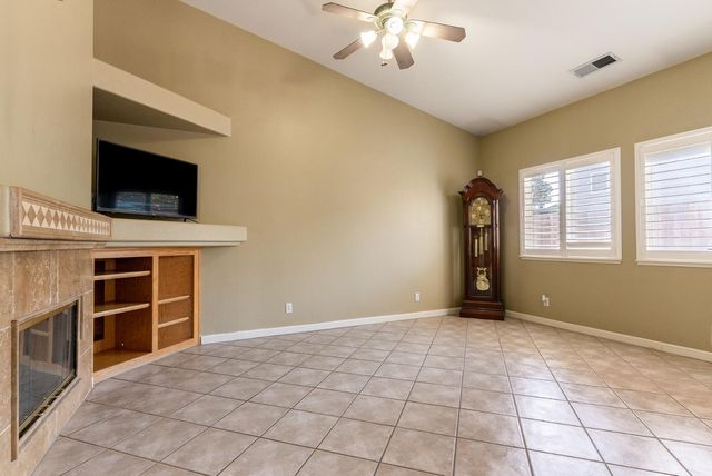 5304 Countrybrook Ln, Salida, CA 95368