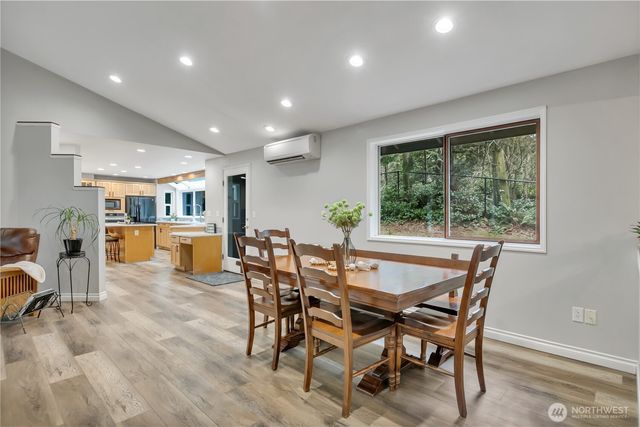 9408 370th Place SE, Snoqualmie, WA 98065