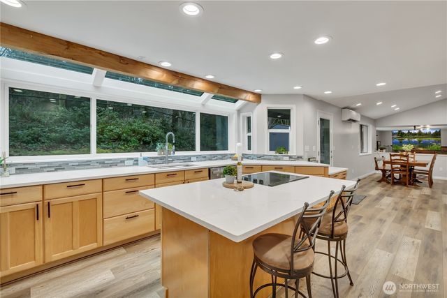 9408 370th Place SE, Snoqualmie, WA 98065