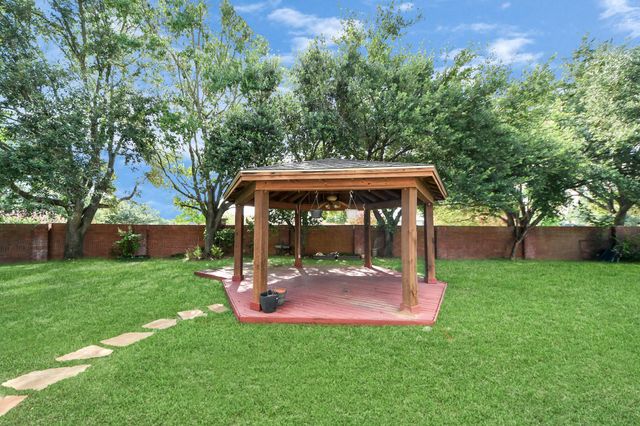 3811 Parkside, Missouri City, TX 77459