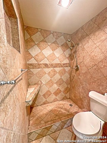 8707 Glen Bluff, San Antonio, TX 78239