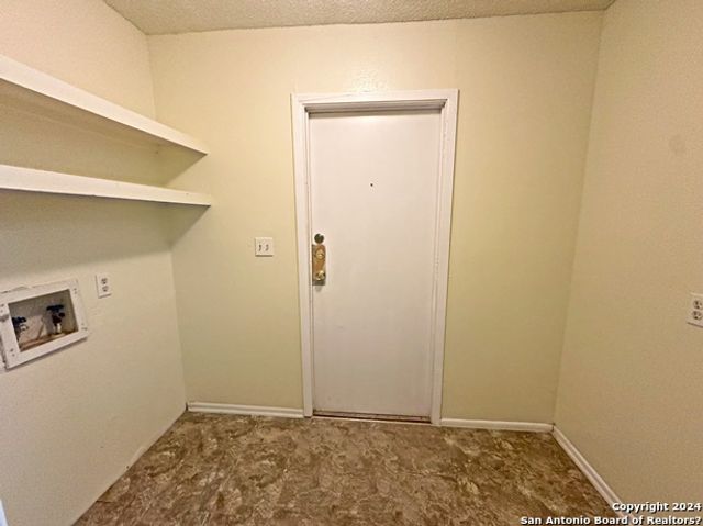 8707 Glen Bluff, San Antonio, TX 78239