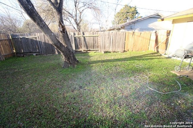 8707 Glen Bluff, San Antonio, TX 78239