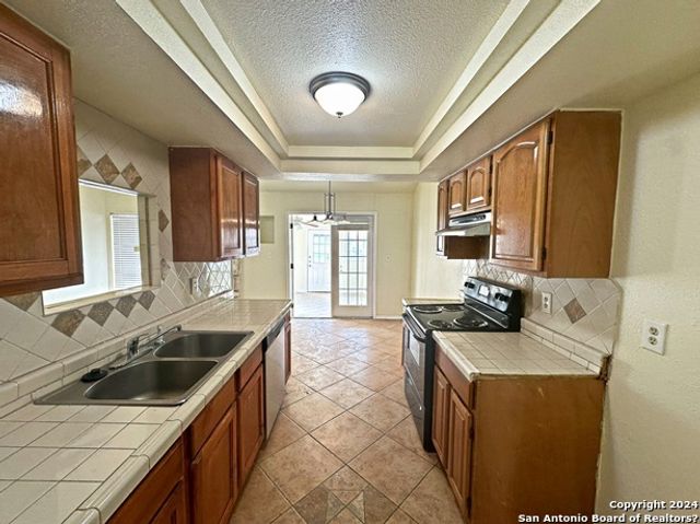 8707 Glen Bluff, San Antonio, TX 78239