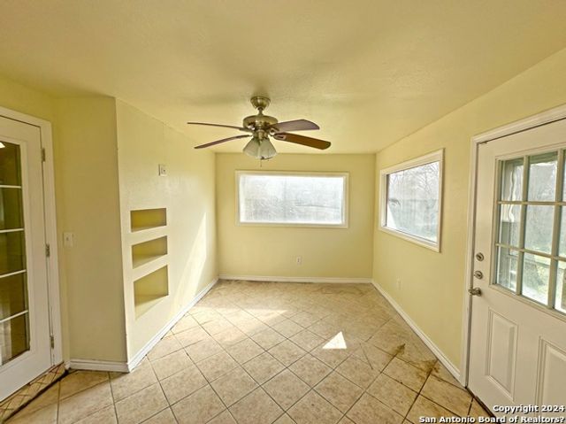 8707 Glen Bluff, San Antonio, TX 78239