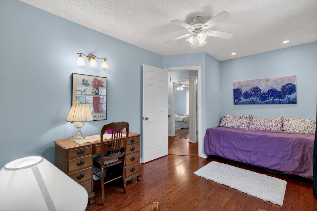 Image 28 of property listing at 1440 Oak Landing Road, Mount Pleasant, SC 29464