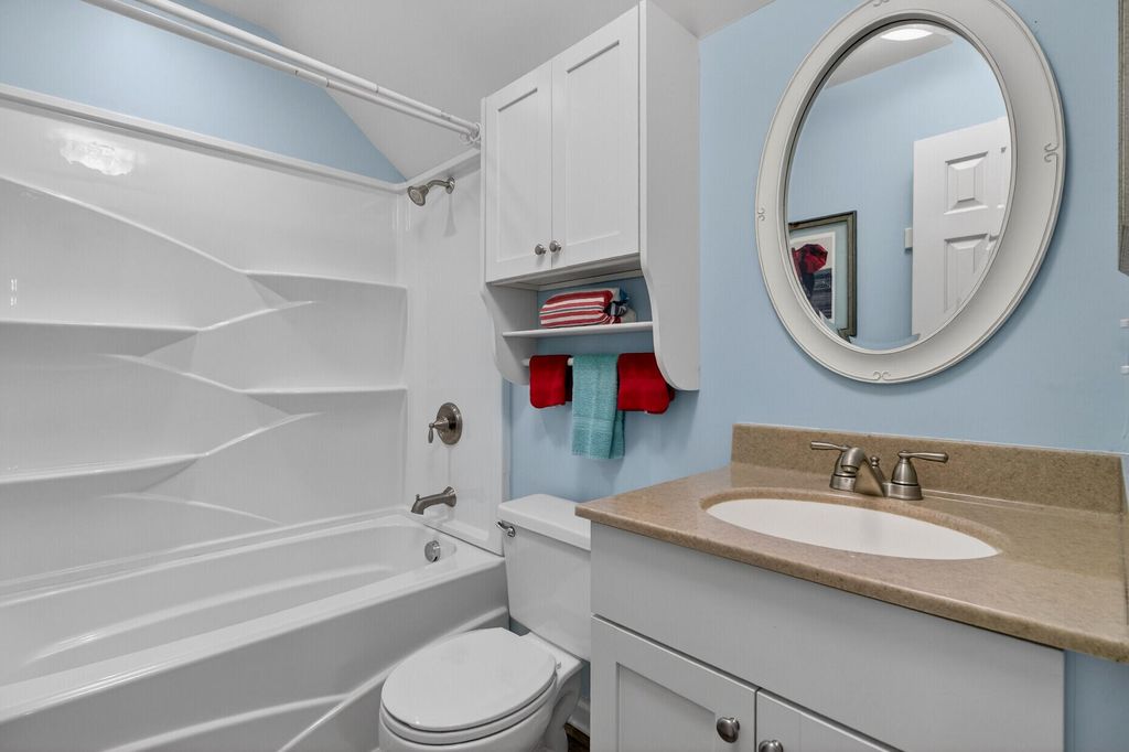 Image 30 of property listing at 1440 Oak Landing Road, Mount Pleasant, SC 29464