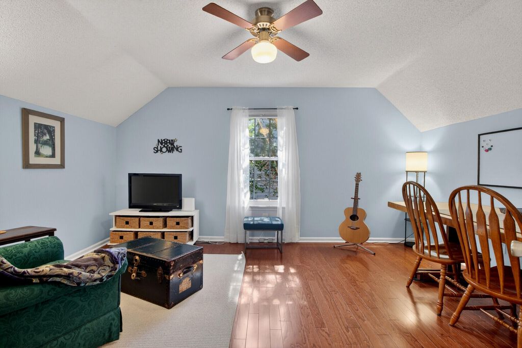 Image 31 of property listing at 1440 Oak Landing Road, Mount Pleasant, SC 29464