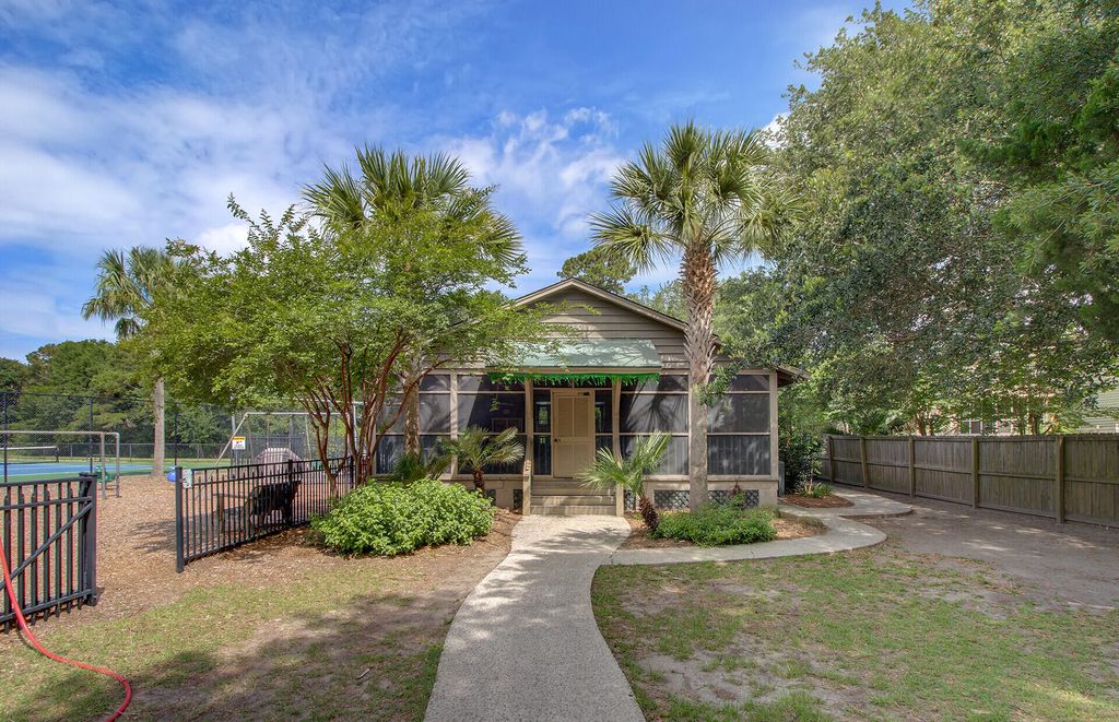 Image 45 of property listing at 1440 Oak Landing Road, Mount Pleasant, SC 29464