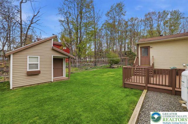 8495 Bumble Bee Way, Coolbaugh Twp, PA 18466