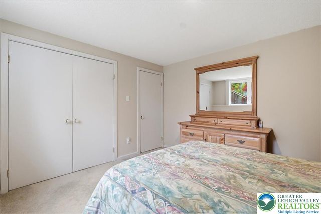 8495 Bumble Bee Way, Coolbaugh Twp, PA 18466