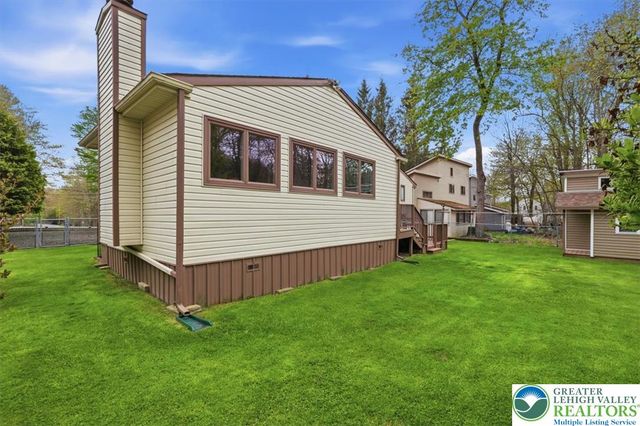 8495 Bumble Bee Way, Coolbaugh Twp, PA 18466