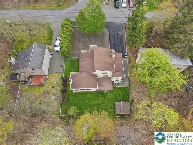 8495 Bumble Bee Way, Coolbaugh Twp, PA 18466