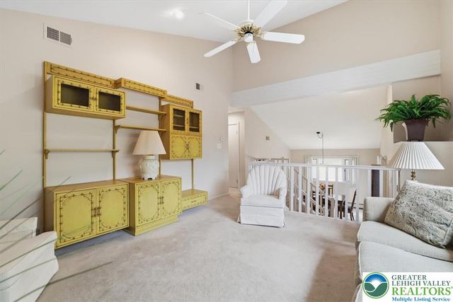 8495 Bumble Bee Way, Coolbaugh Twp, PA 18466