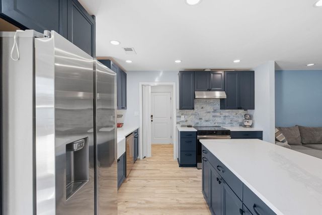 103 E Gustave Court, Summerville, SC 29486