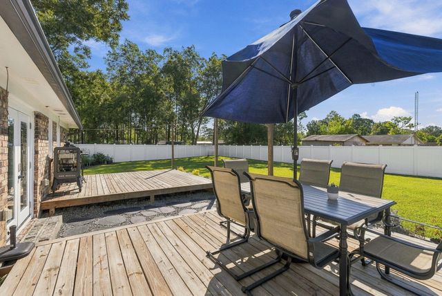 103 E Gustave Court, Summerville, SC 29486
