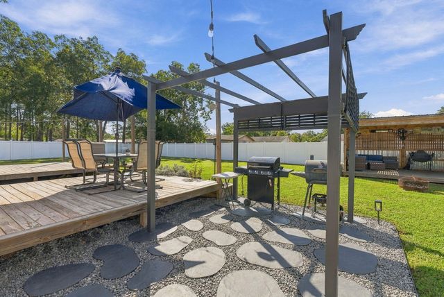 103 E Gustave Court, Summerville, SC 29486