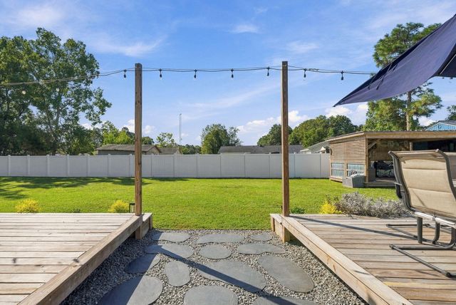 103 E Gustave Court, Summerville, SC 29486