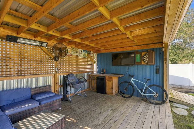 103 E Gustave Court, Summerville, SC 29486