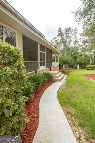 6223 Palmetto Way, Blackshear, GA 31516