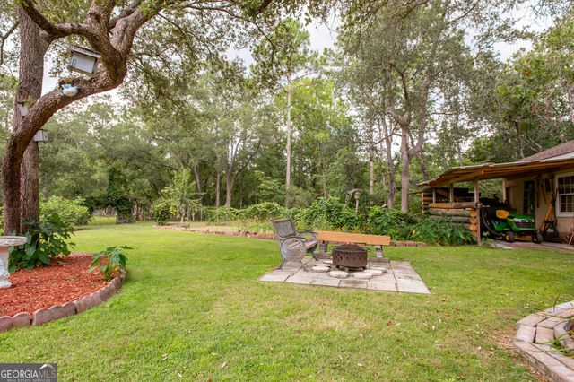 6223 Palmetto Way, Blackshear, GA 31516