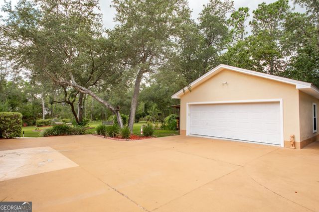 6223 Palmetto Way, Blackshear, GA 31516