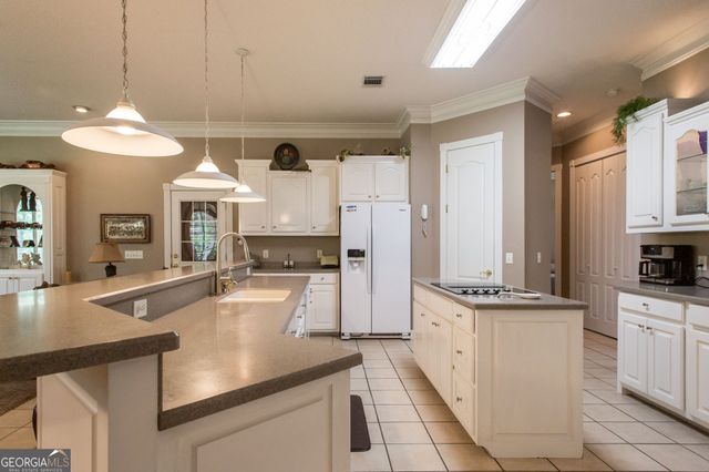 6223 Palmetto Way, Blackshear, GA 31516