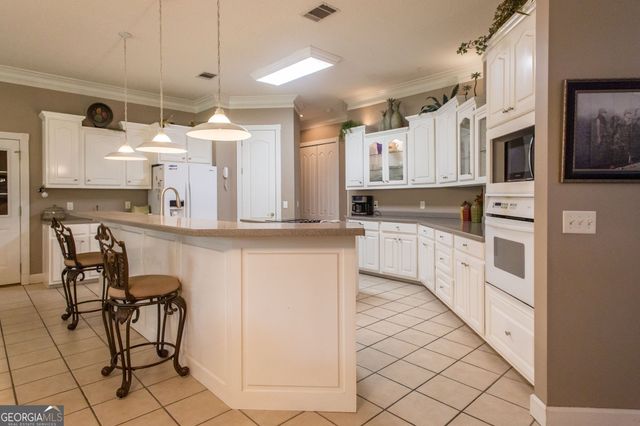 6223 Palmetto Way, Blackshear, GA 31516