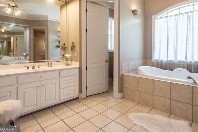 6223 Palmetto Way, Blackshear, GA 31516