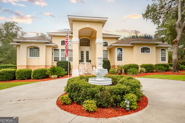 6223 Palmetto Way, Blackshear, GA 31516