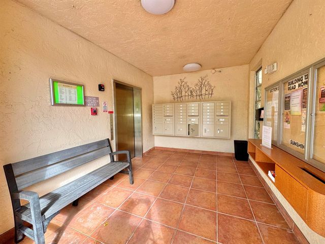 7006 Huntington Lane 306, Delray Beach, FL 33446