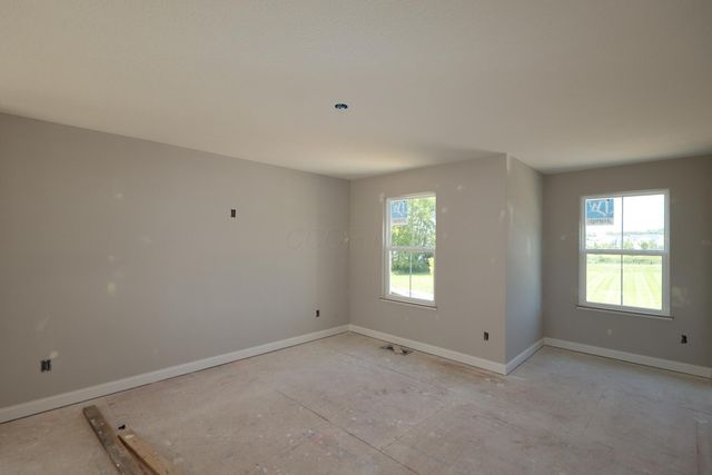 7266 Applewood Drive, Plain City, OH 43064
