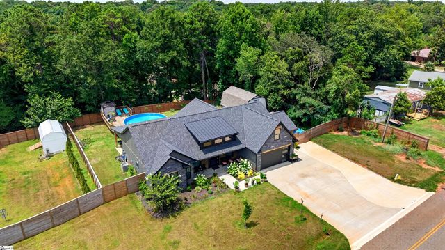 1512 Asbury Park Road, Anderson, SC 29625