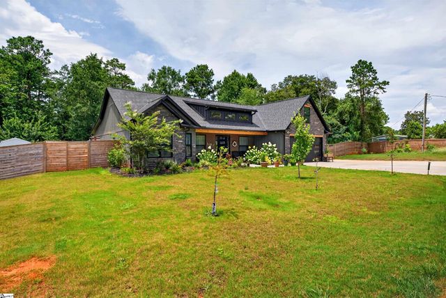 1512 Asbury Park Road, Anderson, SC 29625