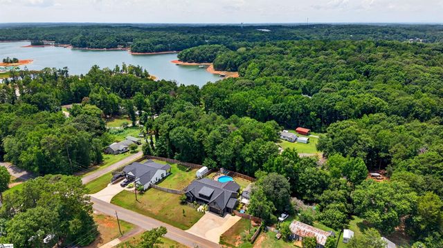 1512 Asbury Park Road, Anderson, SC 29625