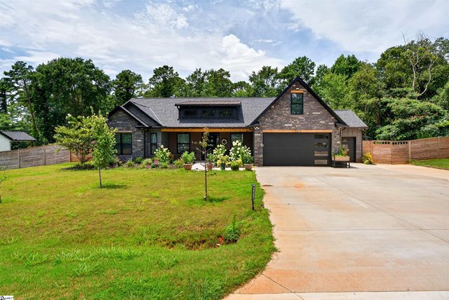 1512 Asbury Park Road, Anderson, SC 29625