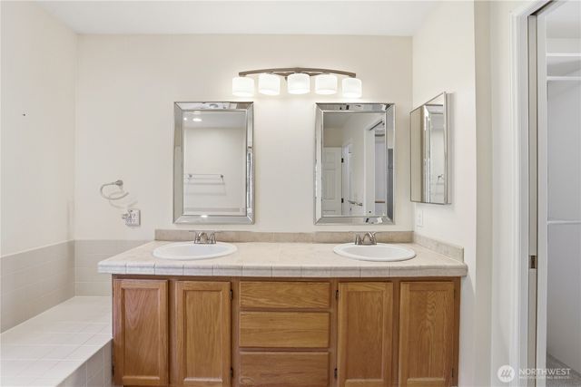 4642 SE Parsons Green Court, Port Orchard, WA 98367